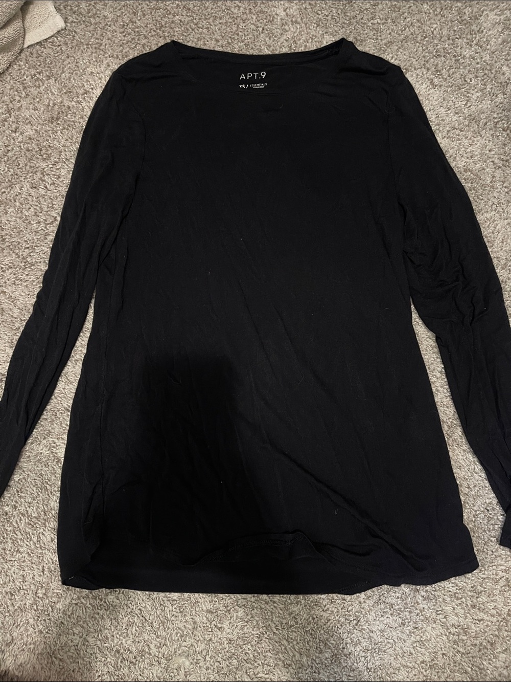 Apt. 9 women’s Long Sleeve Crewneck Shirt - Black